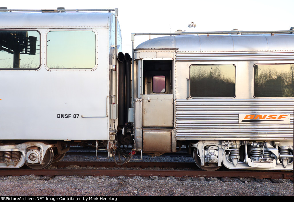 BNSF 87 and 88